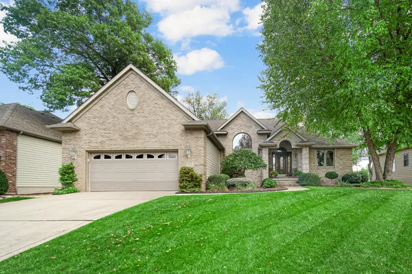 $650,000 | 97 Scotscraig Drive, Valparaiso, IN 46385