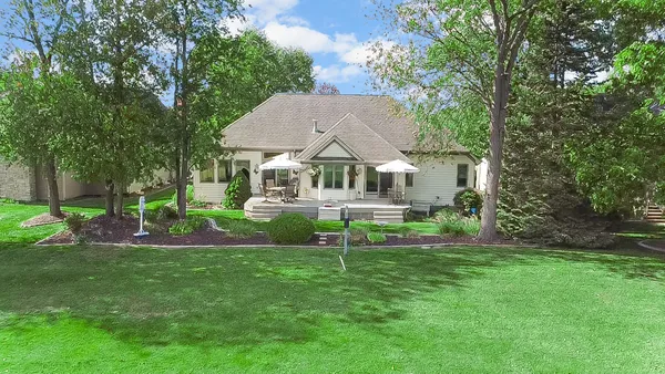 $650,000 | 97 Scotscraig Drive, Valparaiso, IN 46385