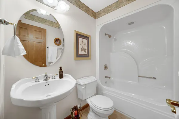 $650,000 | 97 Scotscraig Drive, Valparaiso, IN 46385