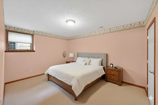 $650,000 | 97 Scotscraig Drive, Valparaiso, IN 46385