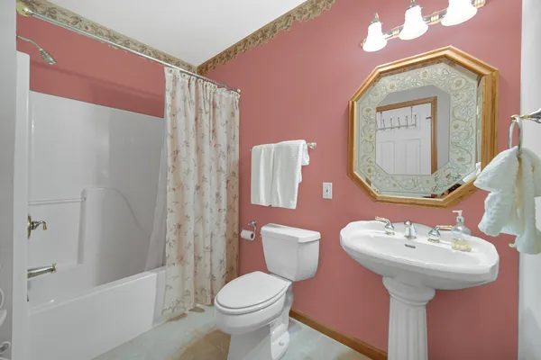 $650,000 | 97 Scotscraig Drive, Valparaiso, IN 46385