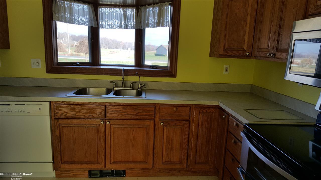 4655 Capac Road Capac, MI 48014 - Photo 15 of 35
