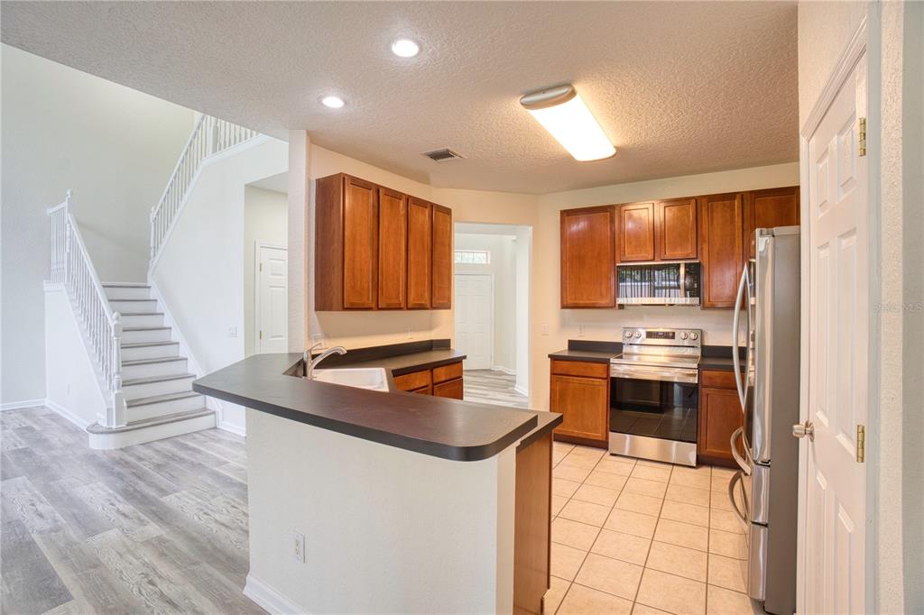 7330 Cypress Grove Road, Unit 74 Orlando, FL 32819 - Photo 14 of 40