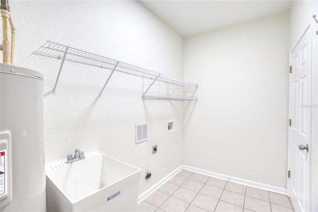 7330 Cypress Grove Road, Unit 74 Orlando, FL 32819 - Photo 19 of 40