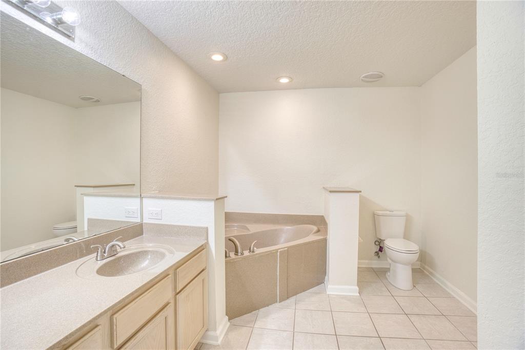 7330 Cypress Grove Road, Unit 74 Orlando, FL 32819 - Photo 25 of 40