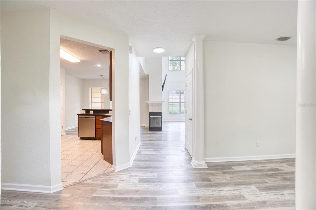 7330 Cypress Grove Road, Unit 74 Orlando, FL 32819 - Photo 4 of 40
