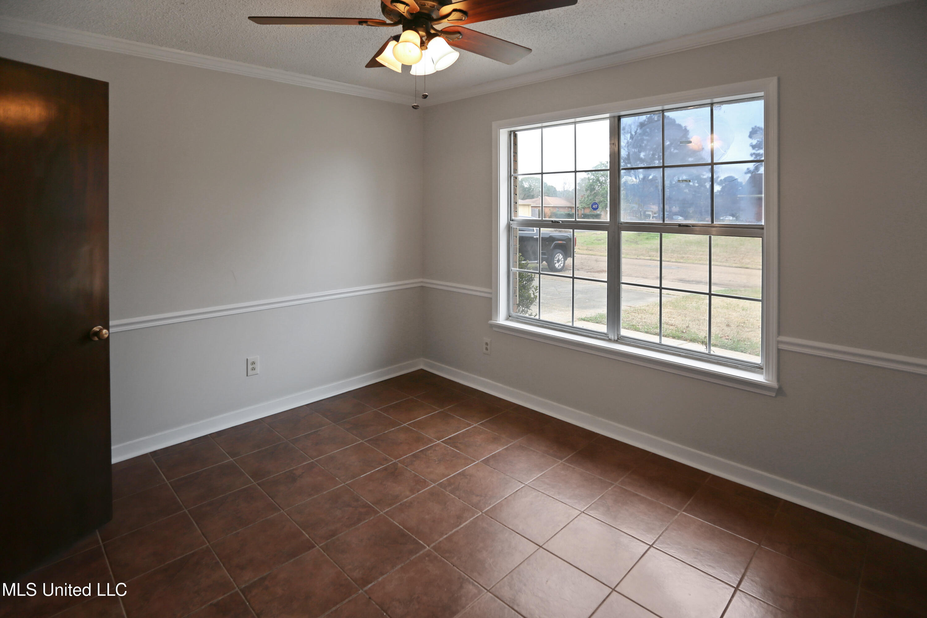 343 Swan Ridge Drive Jackson, MS 39212 - Photo 13 of 32 323 Swan Ridge Dr - 10