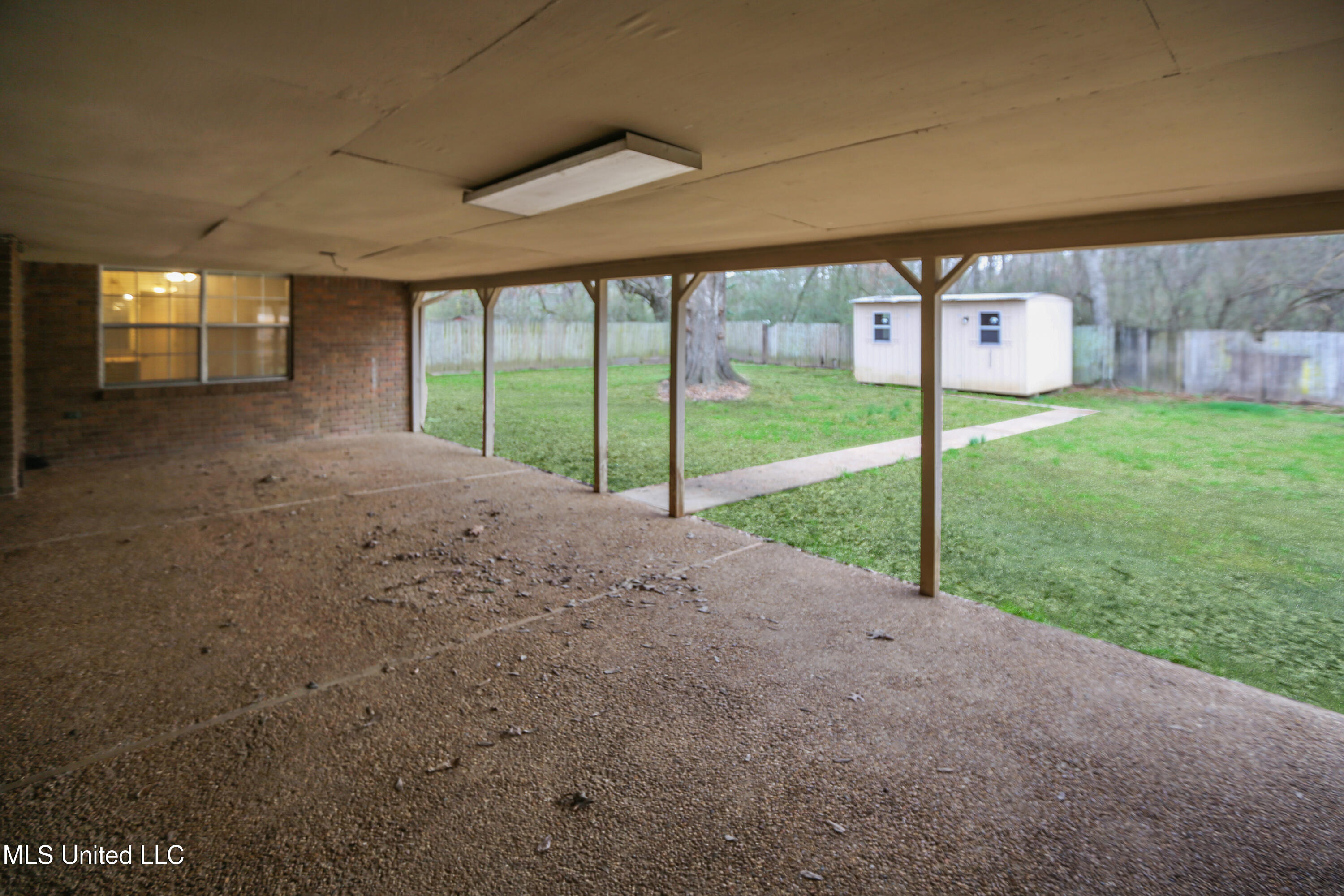 343 Swan Ridge Drive Jackson, MS 39212 - Photo 25 of 32 323 Swan Ridge Dr - 23