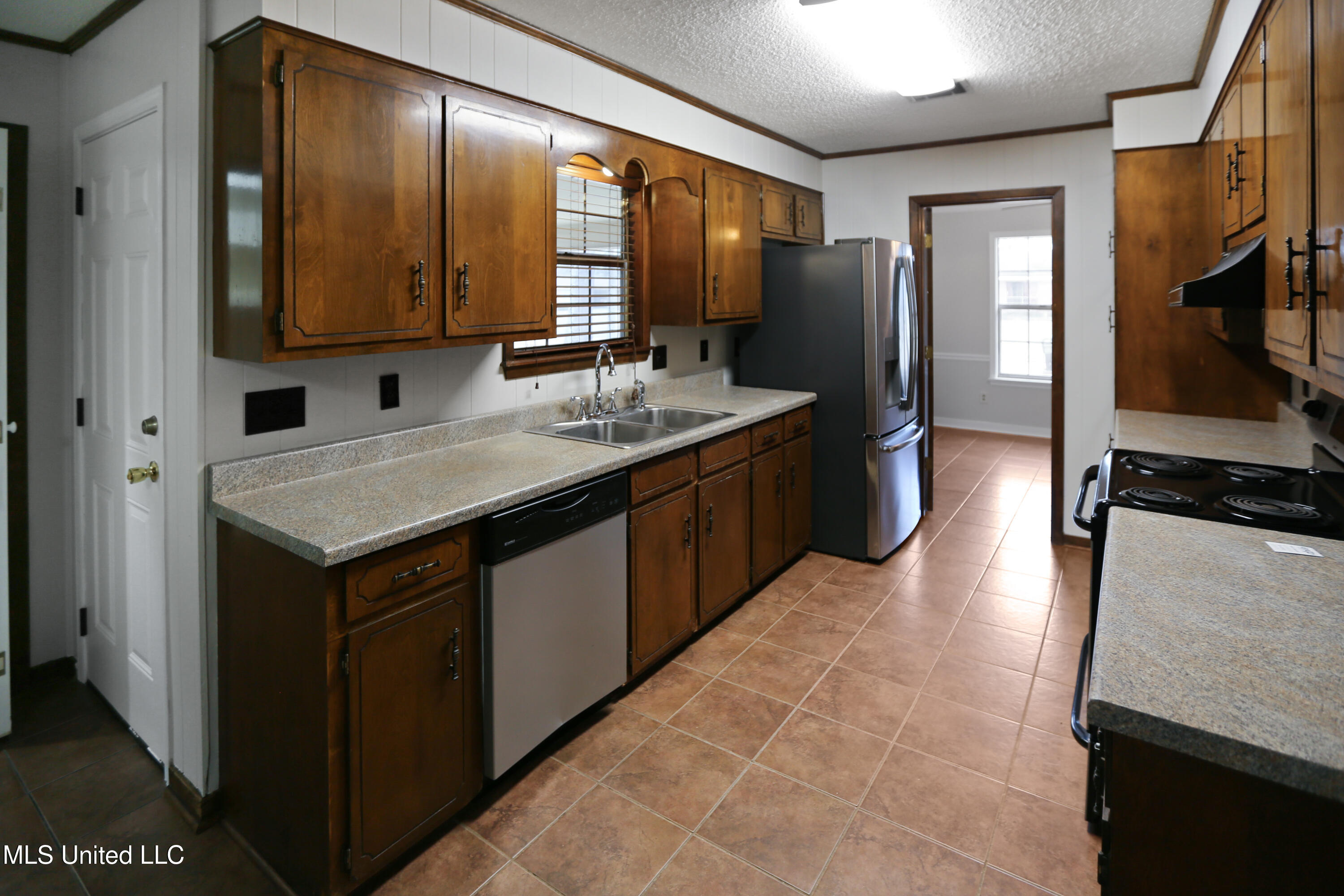 343 Swan Ridge Drive Jackson, MS 39212 - Photo 6 of 32 323 Swan Ridge Dr - 20