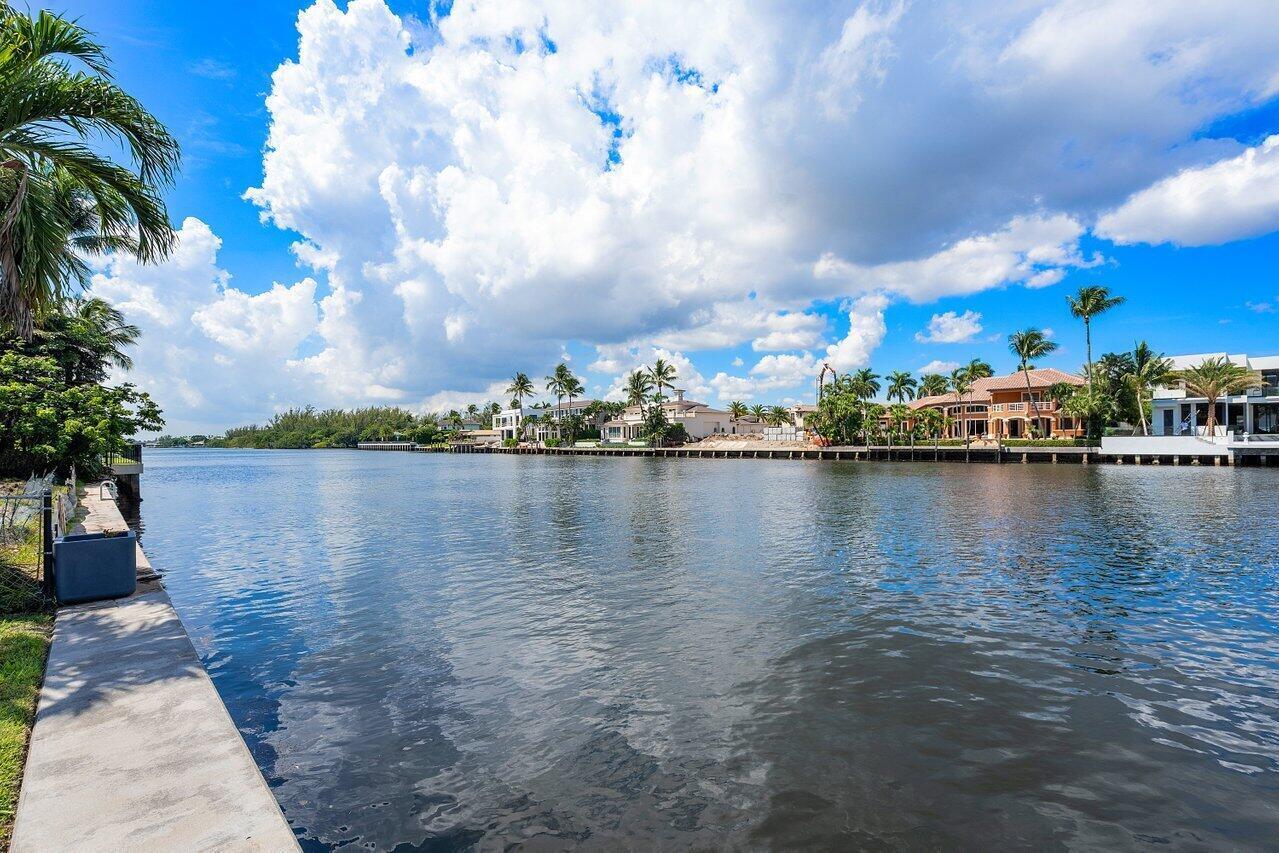 2767 Spanish River Road Boca Raton, FL 33432 - Photo 39 of 45 038-2767SpanishRiverRoad-BocaRaton-FL-33