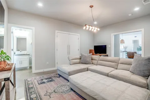 $650,000 | 104 Windsong Court, Weatherford, TX 76087