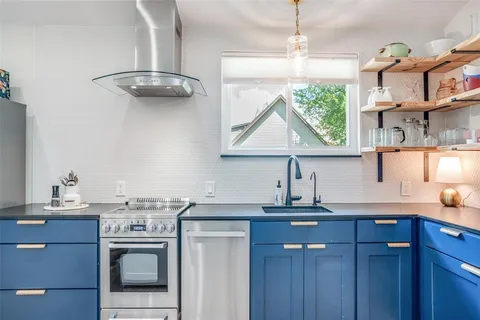 $650,000 | 104 Windsong Court, Weatherford, TX 76087