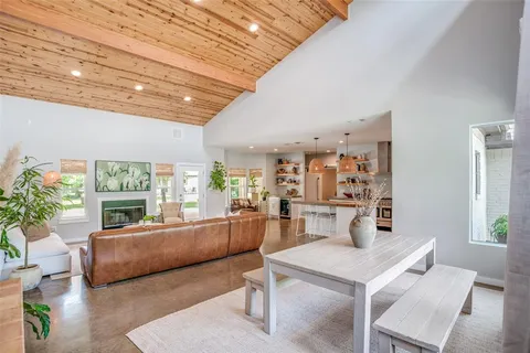 $650,000 | 104 Windsong Court, Weatherford, TX 76087