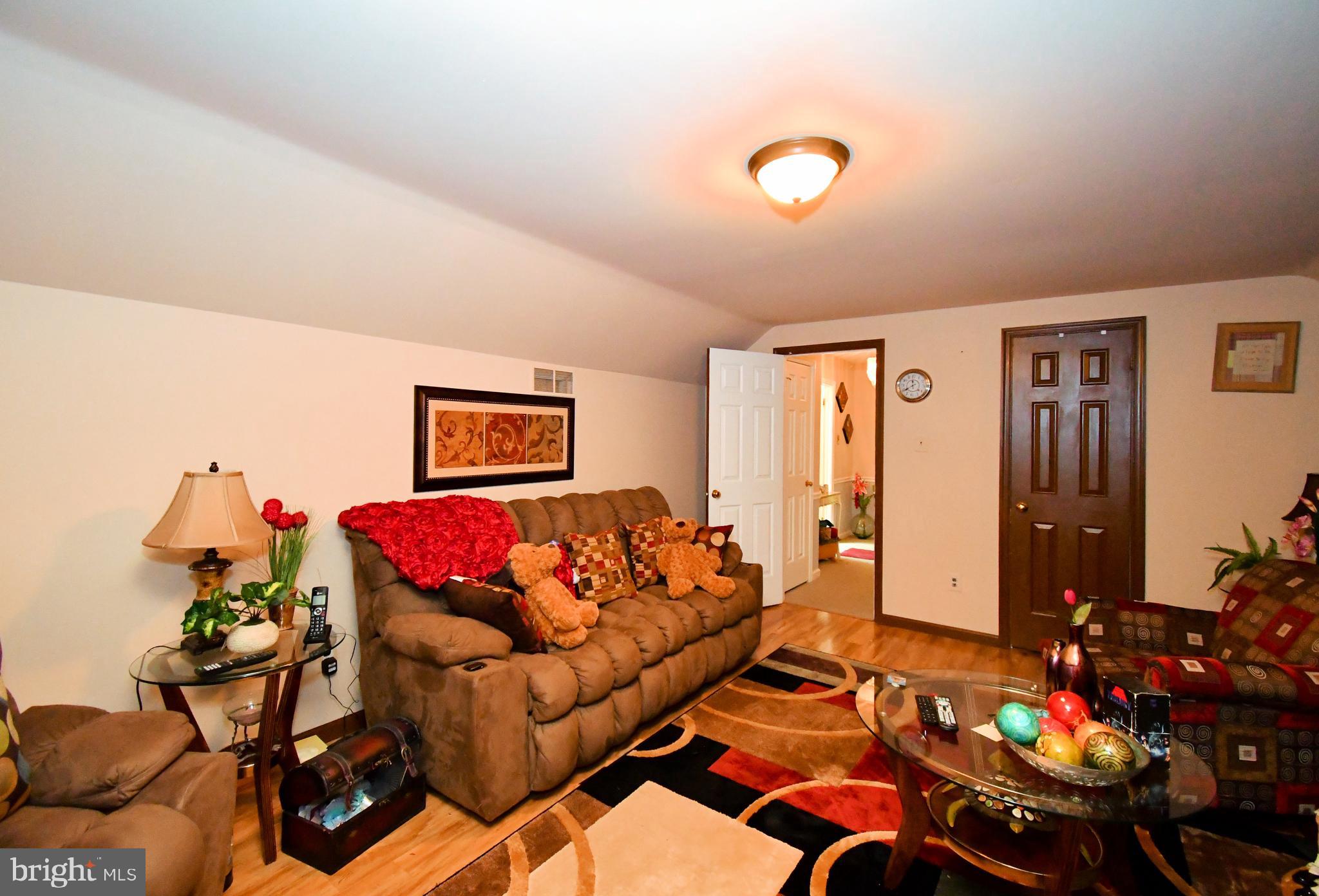 4744 Dunston Road Bensalem, PA 19020 - Photo 29 of 58 Gallery Image 29