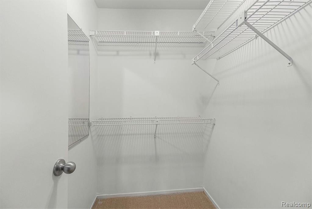 30414 Orchard Lake Road, Unit 25 Farmington Hills, MI 48334 - Photo 16 of 25