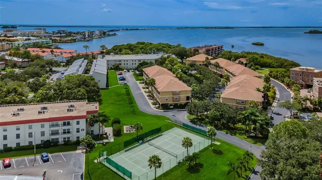 $385,000 | 2700 Bayshore Boulevard, Unit 539, Dunedin, FL 34698