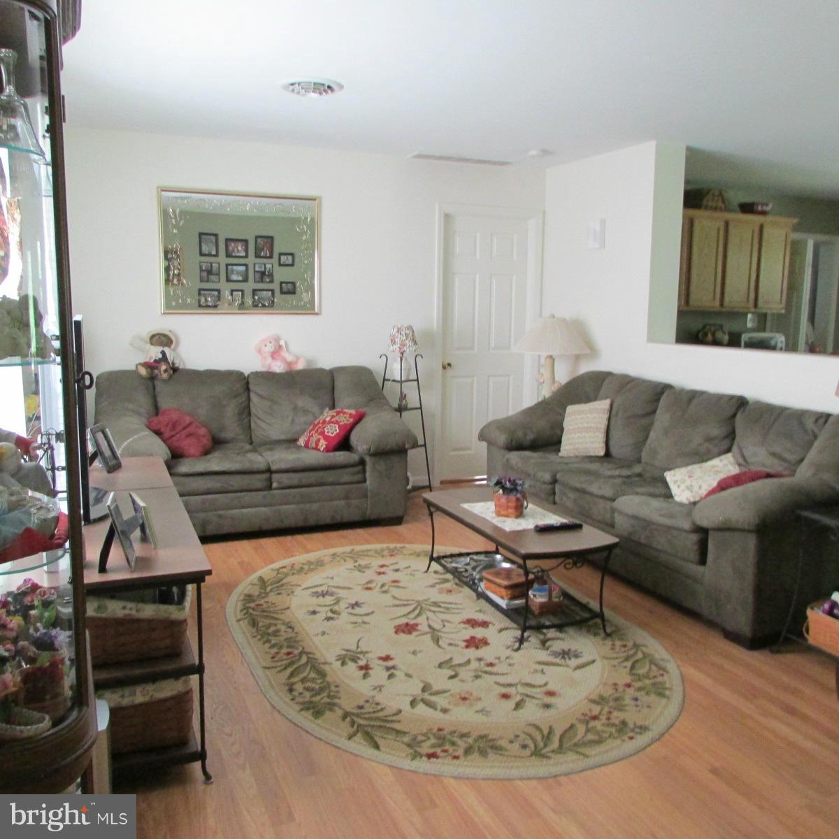 609 4th Street Crumpton, MD 21628 - Photo 13 of 23 Living Room