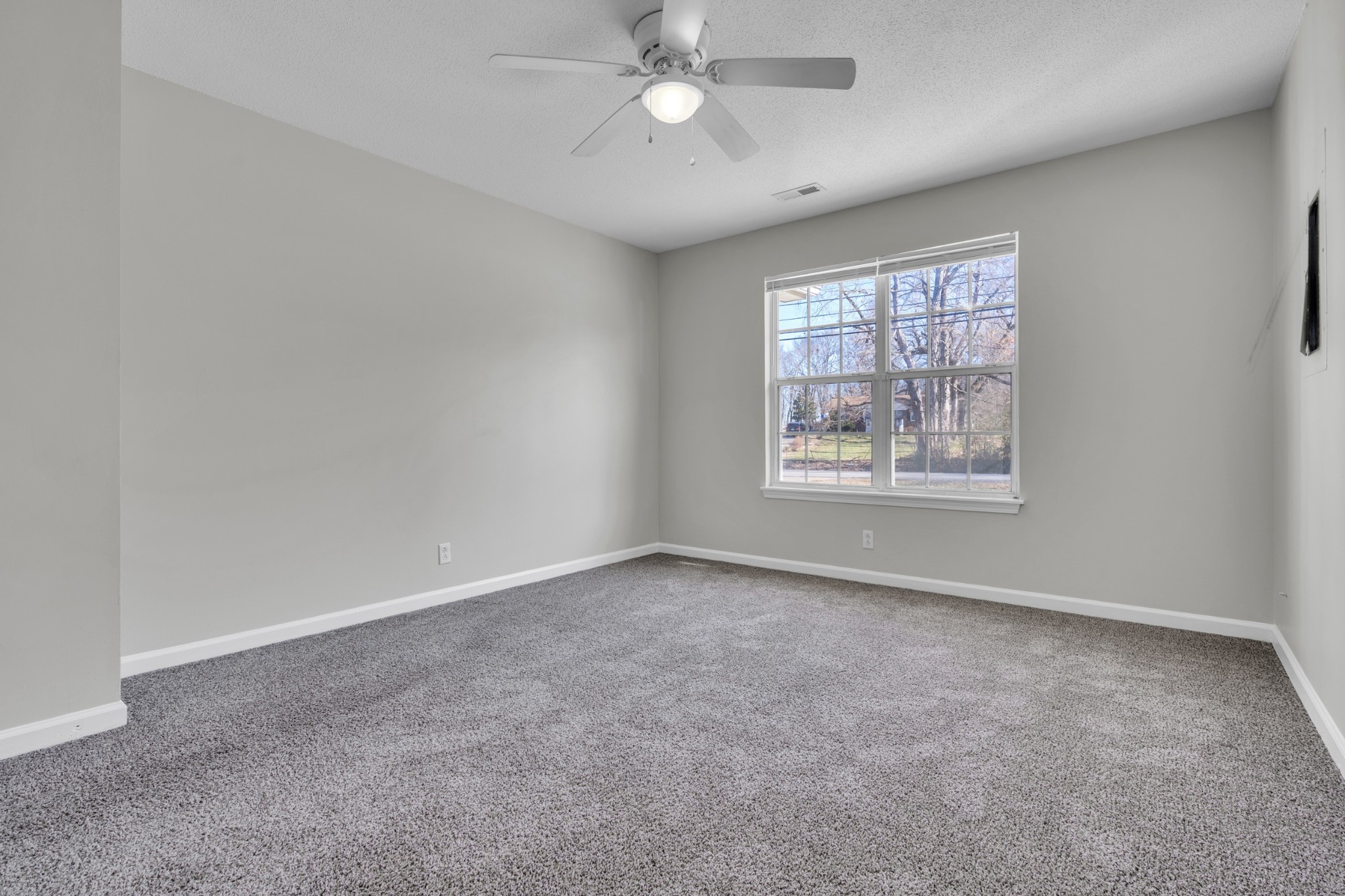 9201 Pembroke Oak Grove Road Oak Grove, KY 42262 - Photo 16 of 27