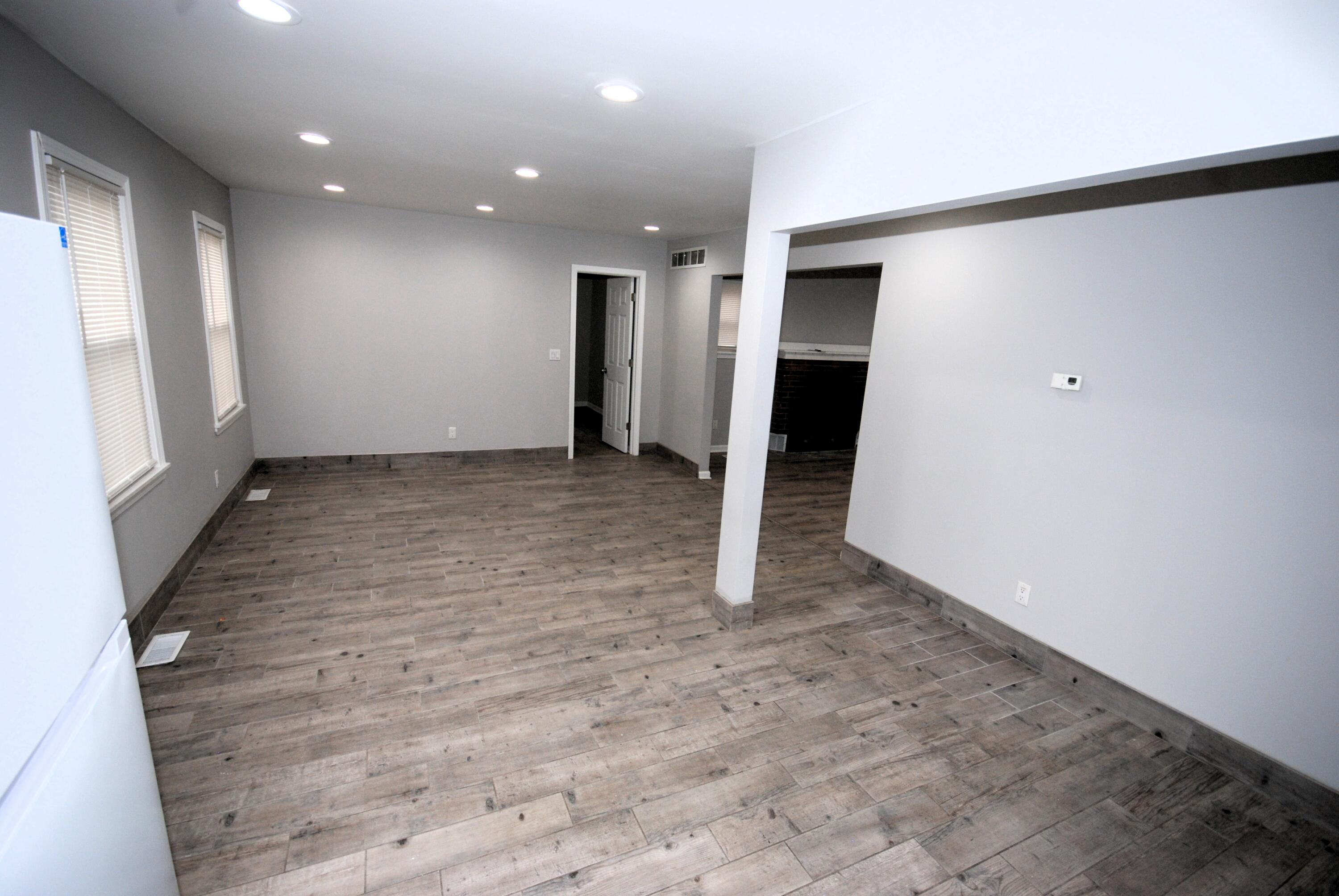 1872 Champaign Road Lincoln Park, MI 48146 - Photo 3 of 25 7 dining