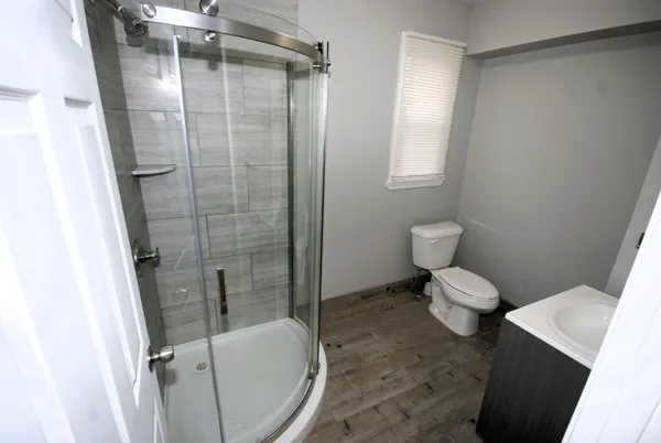 $2,500 | 1872 Champaign Road, Lincoln Park, MI 48146