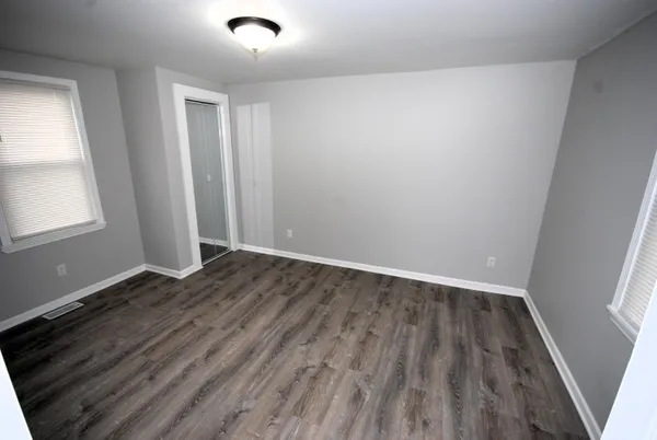 $2,500 | 1872 Champaign Road, Lincoln Park, MI 48146