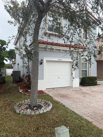 $3,500 | 3951 Northeast 13th Drive, Homestead, FL 33033