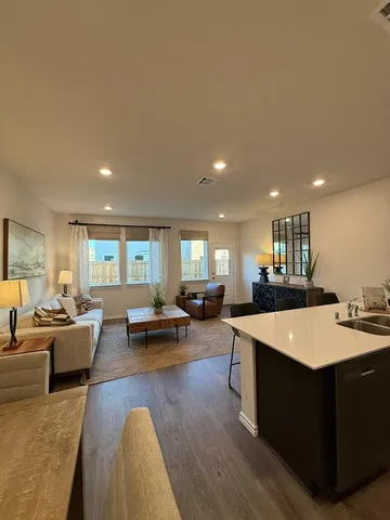 $2,100 | 317 Clematis Street, Princeton, TX 75407