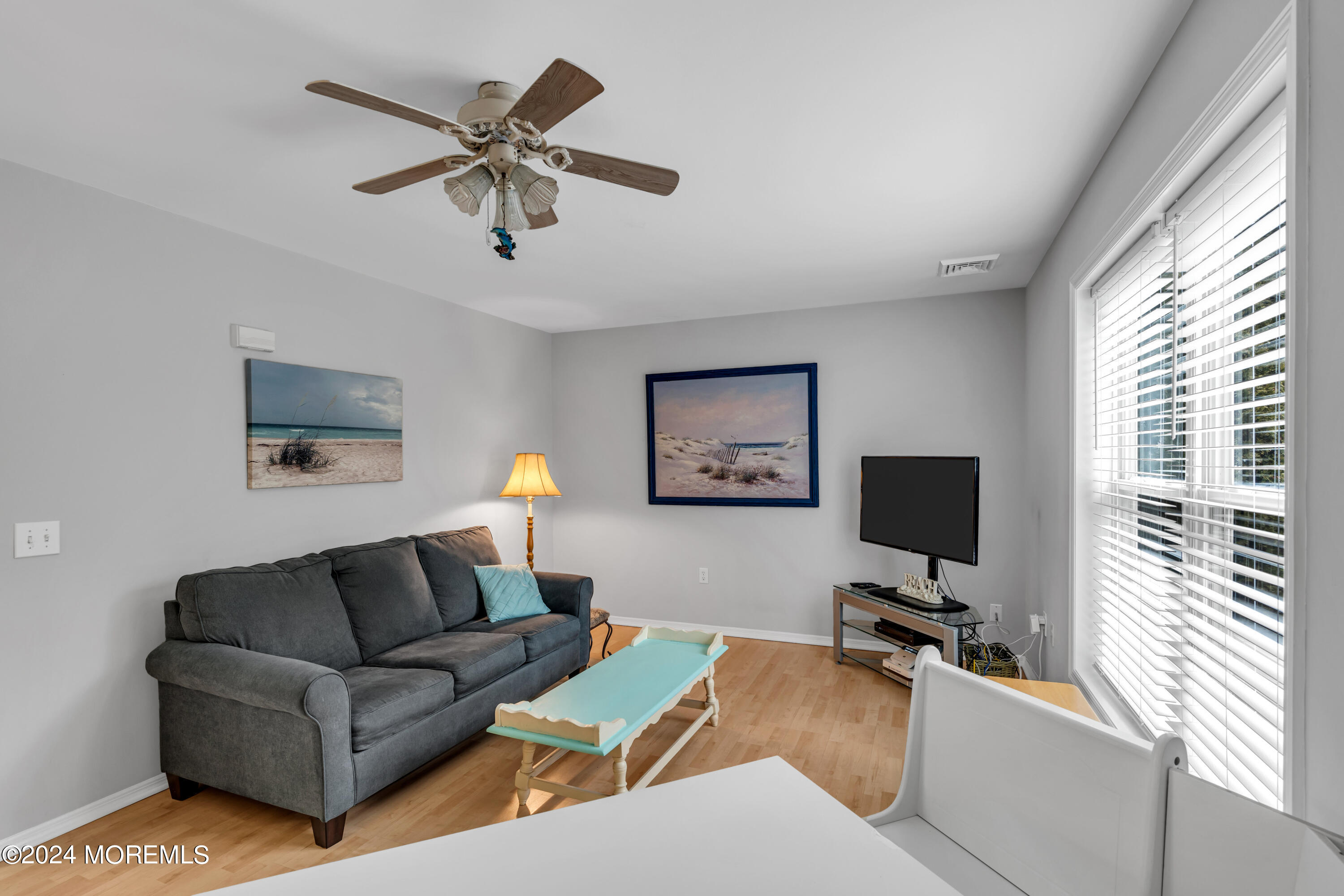 329 Hawthorne Avenue Point Pleasant Beach, NJ 08742 - Photo 3 of 12 009_dsc07484