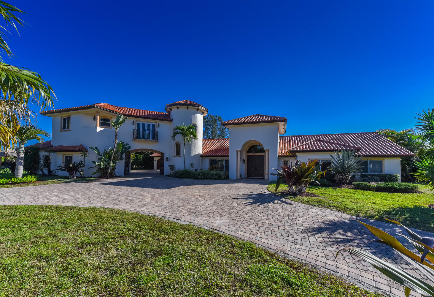 10340 Avenida Del Rio Delray Beach, FL 33446 - Photo 6 of 48 104264~1