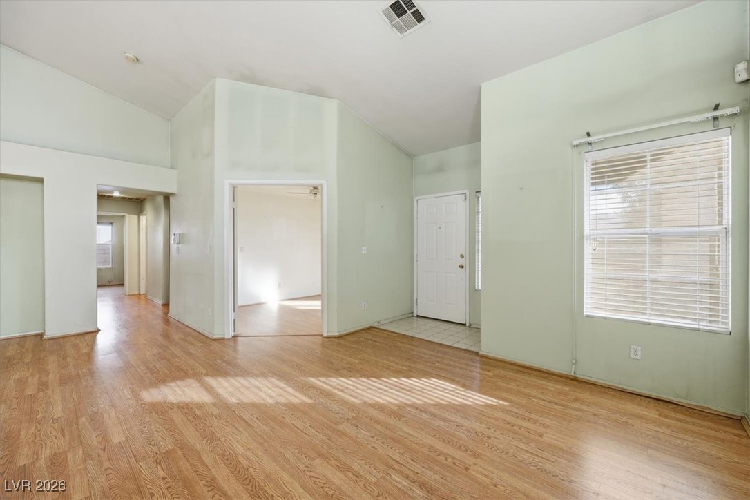 5523 Foxtail Ridge Street North Las Vegas, NV 89031 - Photo 5 of 29