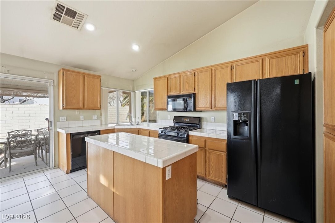 5523 Foxtail Ridge Street North Las Vegas, NV 89031 - Photo 9 of 29