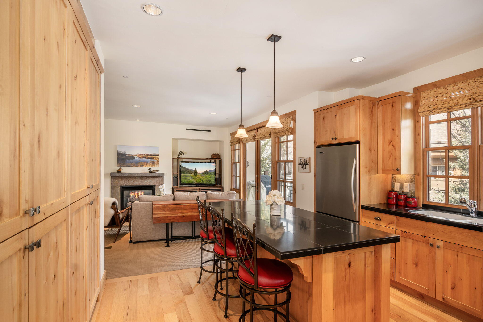 109 Angani Way, Unit 12 Sun Valley, ID 83353 - Photo 12 of 30 Kitchen