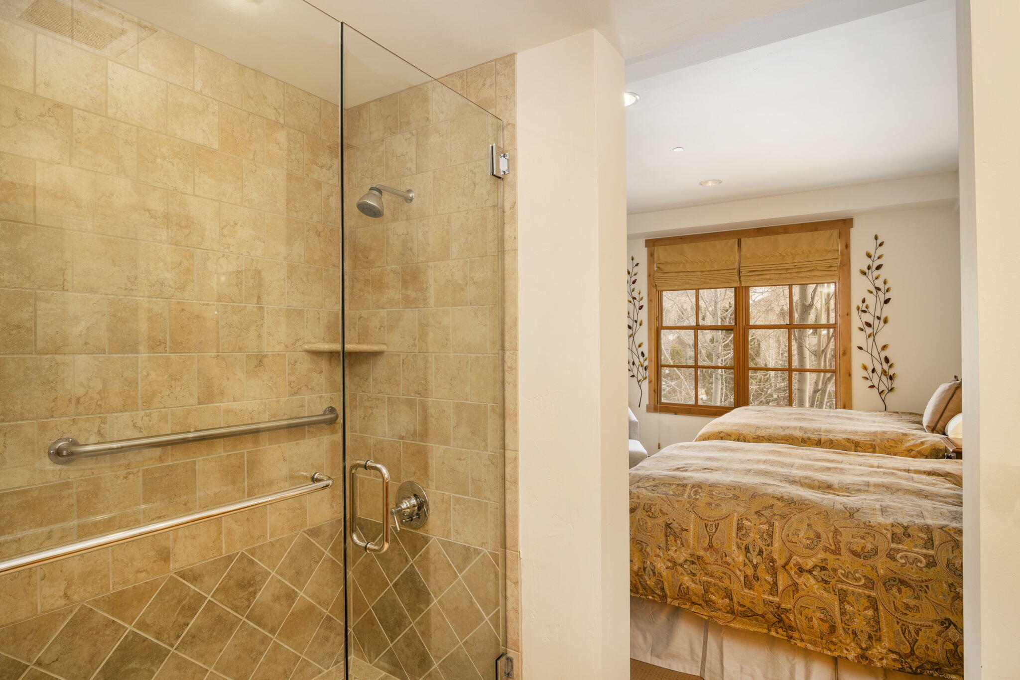 109 Angani Way, Unit 12 Sun Valley, ID 83353 - Photo 20 of 30 2nd Bathroom