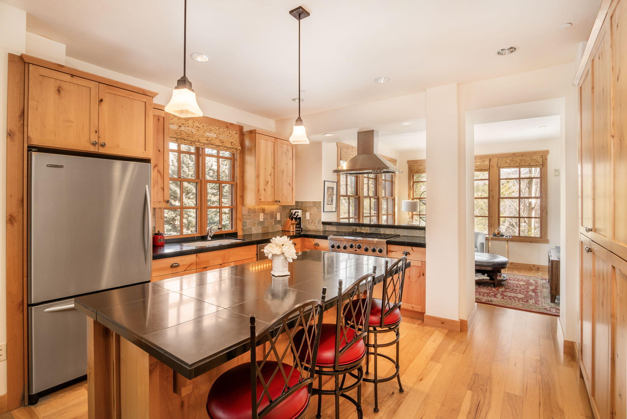 109 Angani Way, Unit 12 Sun Valley, ID 83353 - Photo 8 of 30 Kitchen