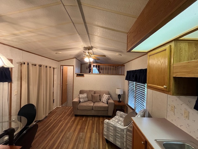 2795 East 28th Road Marseilles, IL 61341 - Photo 6 of 61 Gallery Image 6