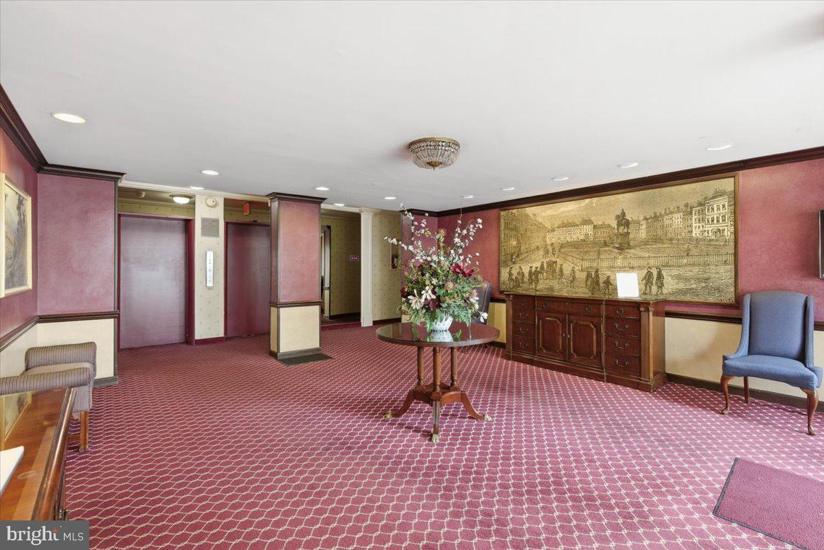 1200 South Arlington Ridge Road, Unit 415 Arlington, VA 22202 - Photo 2 of 17