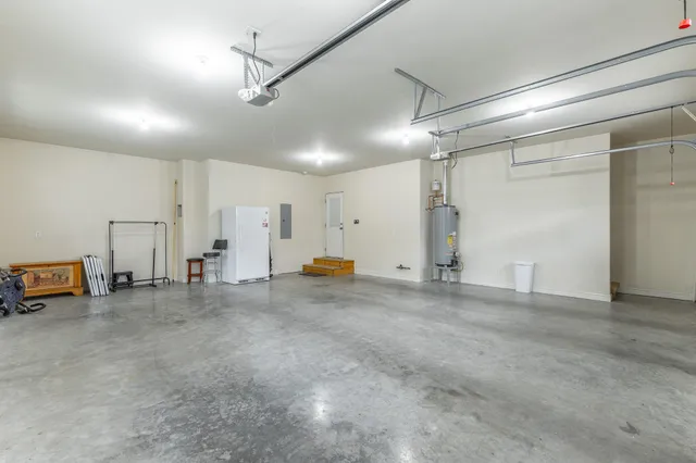 $850,000 | 43 Hidden Hills Drive, Chickamauga, GA 30707