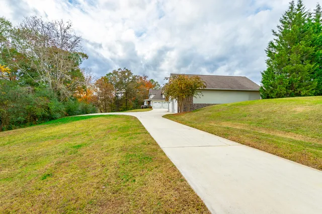 $850,000 | 43 Hidden Hills Drive, Chickamauga, GA 30707