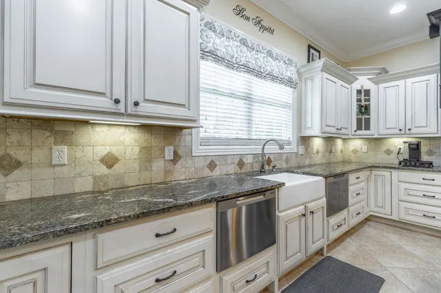 $850,000 | 43 Hidden Hills Drive, Chickamauga, GA 30707