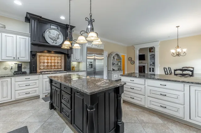 $850,000 | 43 Hidden Hills Drive, Chickamauga, GA 30707