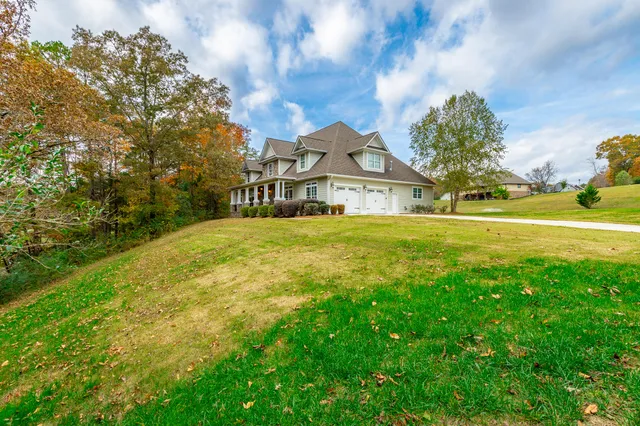 $850,000 | 43 Hidden Hills Drive, Chickamauga, GA 30707