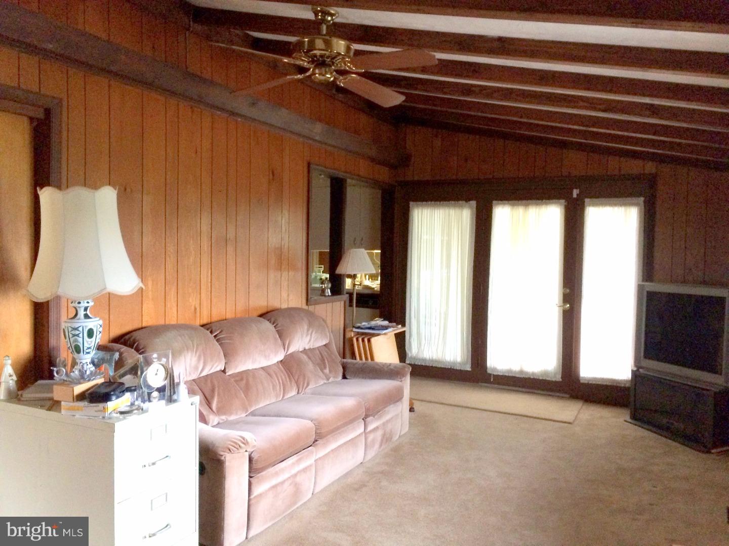 18 Terrace Road Levittown, PA 19056 - Photo 7 of 16