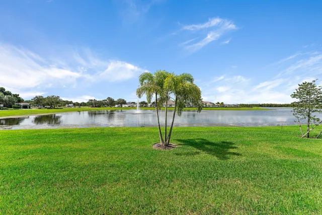 $3,895,000 | 20124 Southeast Bridgewater Drive, Jupiter, FL 33458