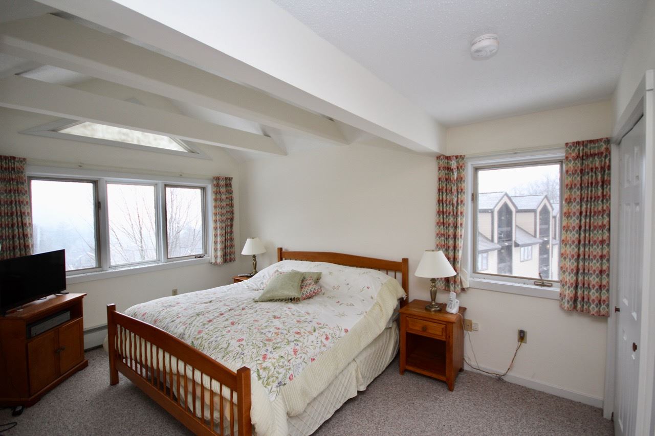 512 Mountains Edge Road Brownsville, VT 05037 - Photo 8 of 14 Gallery Image 8