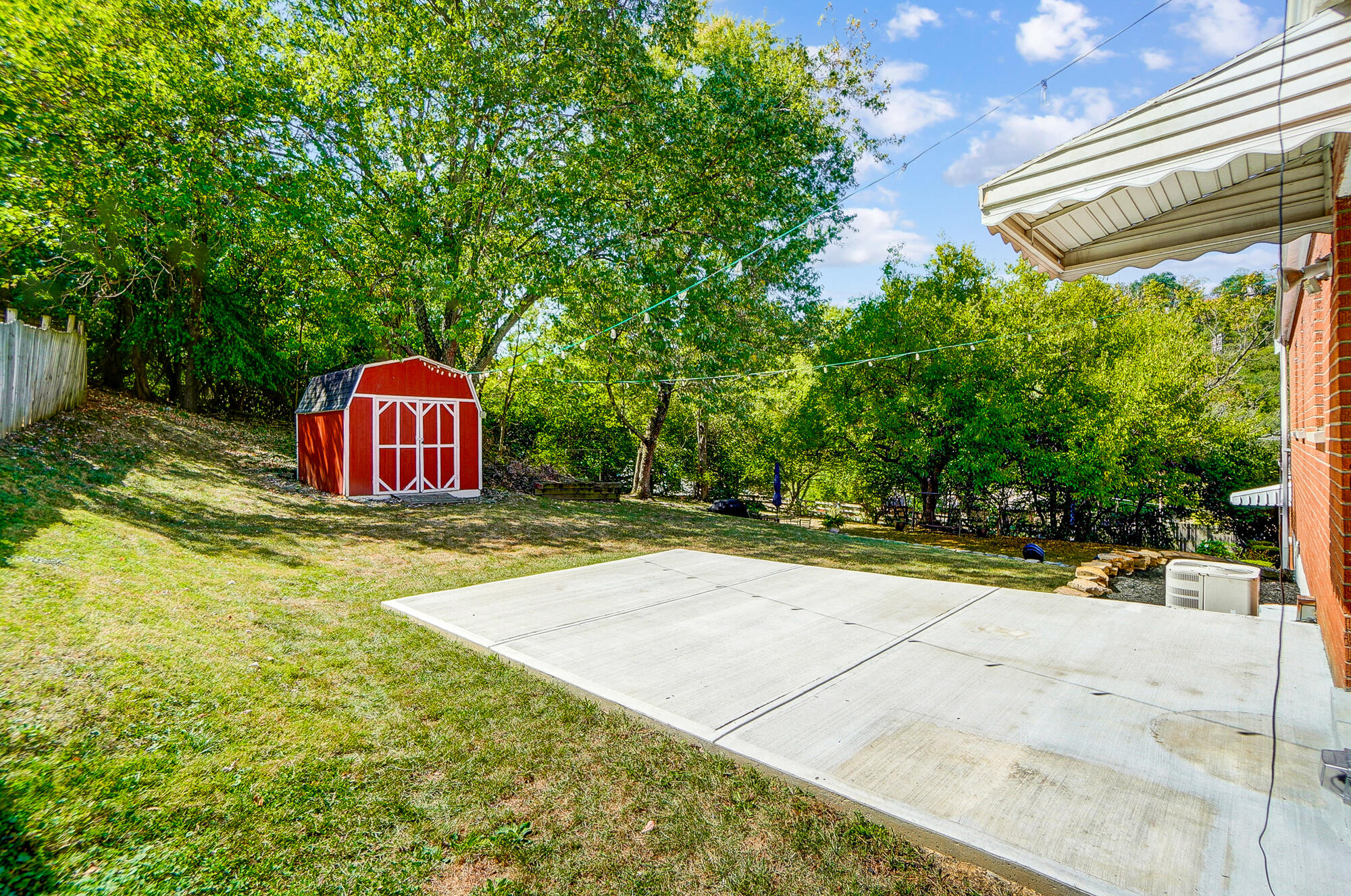 1883 Ray's Lane Covington, KY 41011 - Photo 23 of 25 Gallery Image 23
