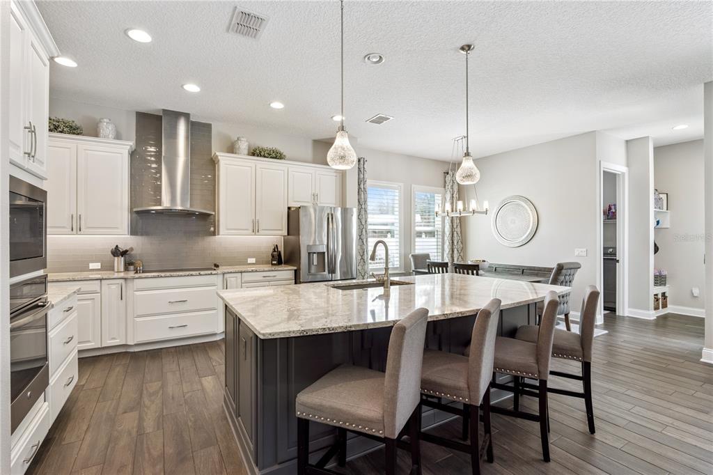 352 Moonbeam Loop Oviedo, FL 32765 - Photo 9 of 64