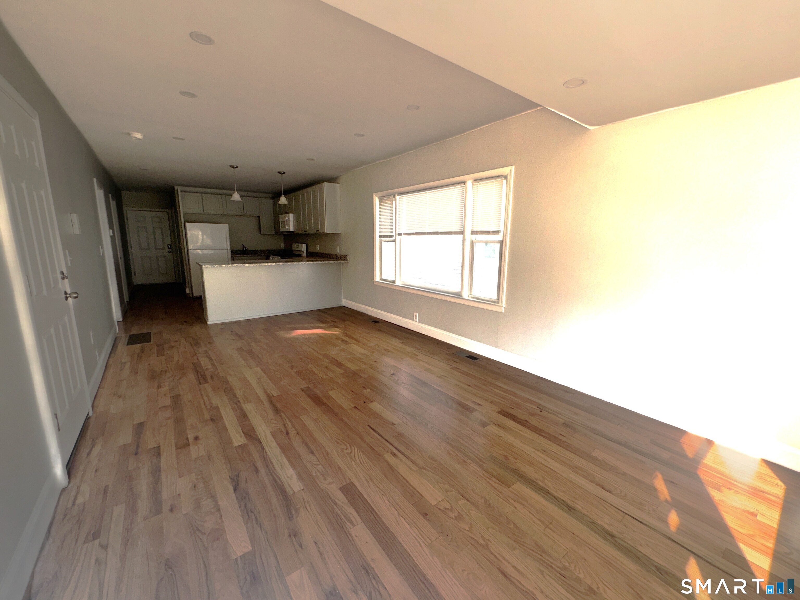 105 Churchill Street Fairfield, CT 06824 - Photo 4 of 12