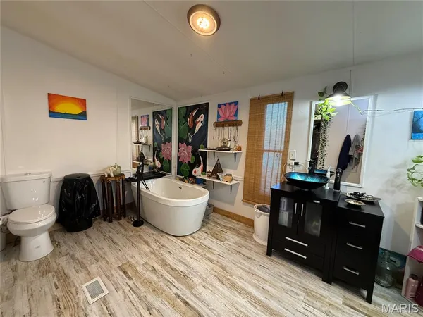 $222,000 | 1920 State Rd Ee, Montgomery City, MO 63361