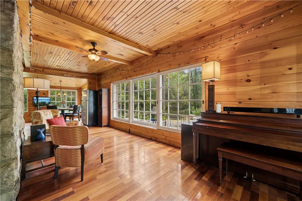 1530 Darlington Road Ligonier, PA 15658 - Photo 8 of 35 Gallery Image 8