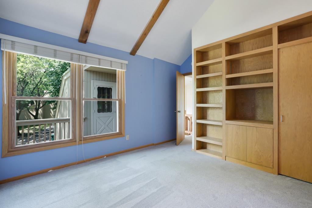 9347 Nesbitt Road Bloomington, MN 55437 - Photo 19 of 32 Gallery Image 19